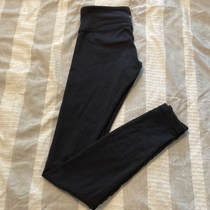 Black lululemon Mid-rise Leggings